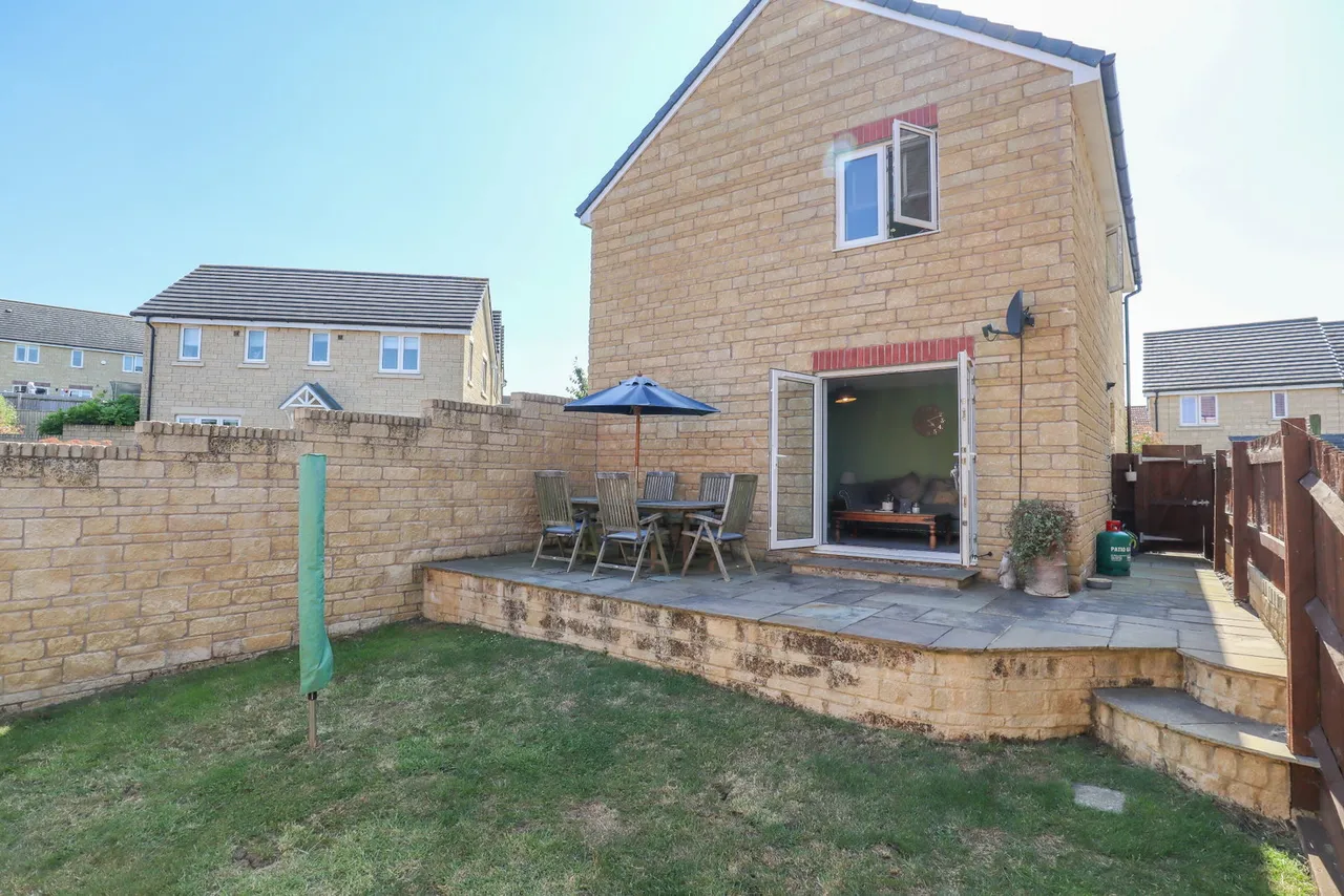 Rutherford Close, Calne, photo 17