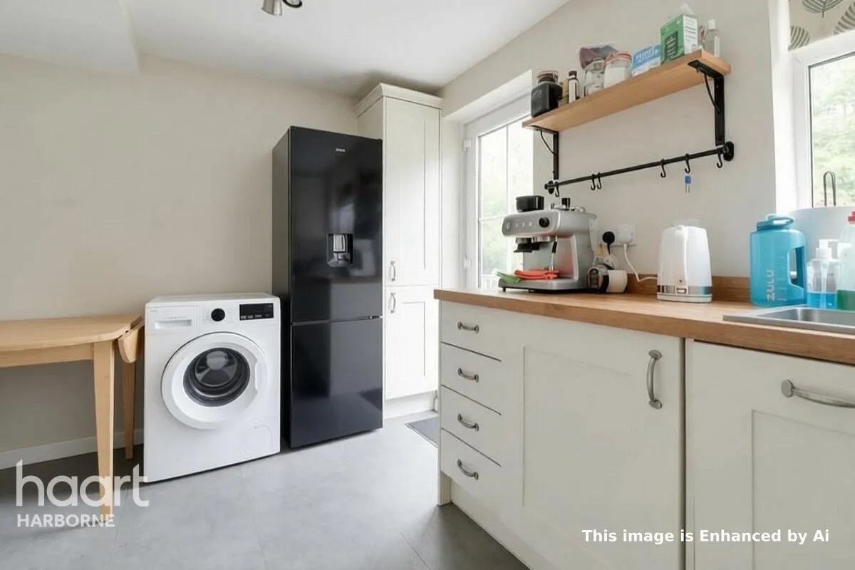 Woodridge Avenue, Quinton, B32, photo 5