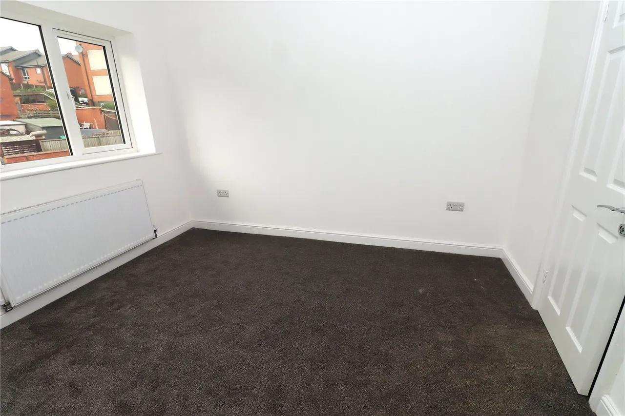 Old Chester Road, Tranmere, CH41, photo 6