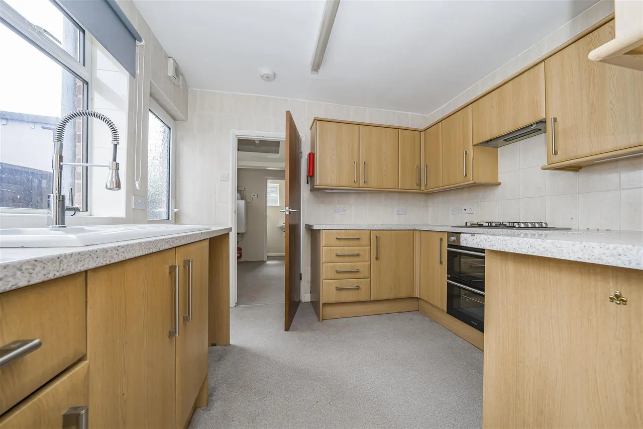 Grange Road, Egham, TW20 9QW, photo 12