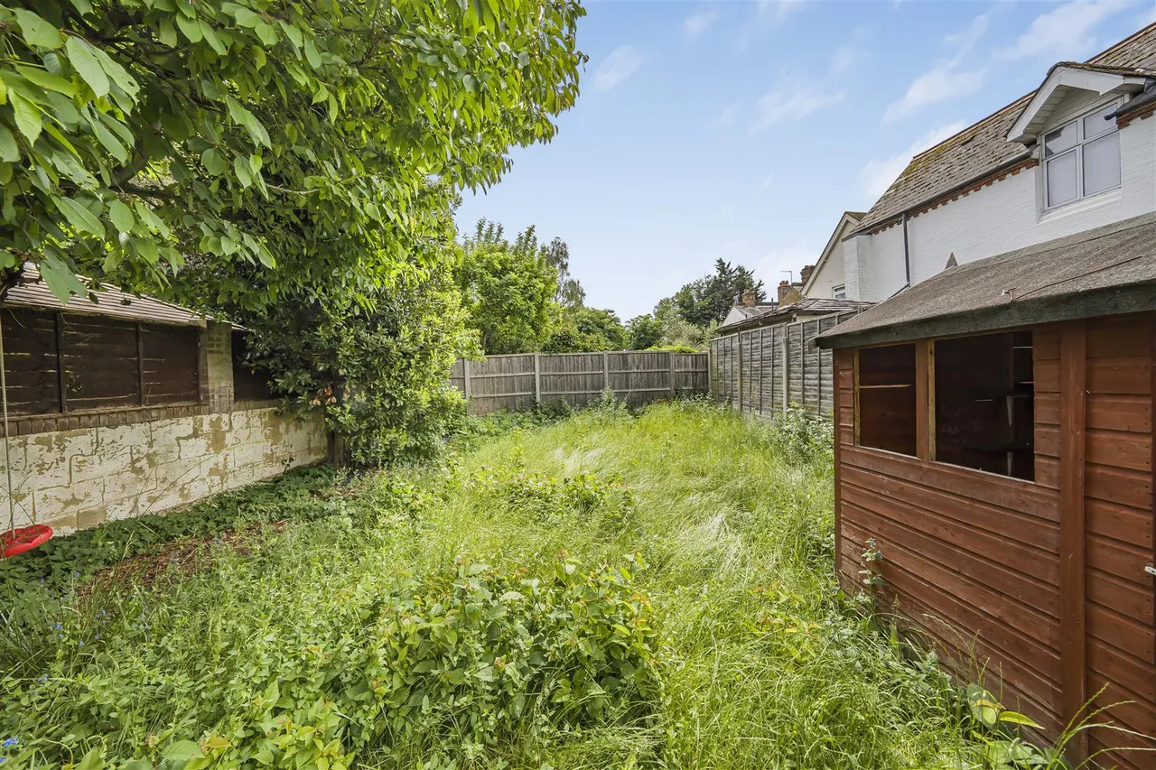 Grange Road, Egham, TW20 9QW, photo 17