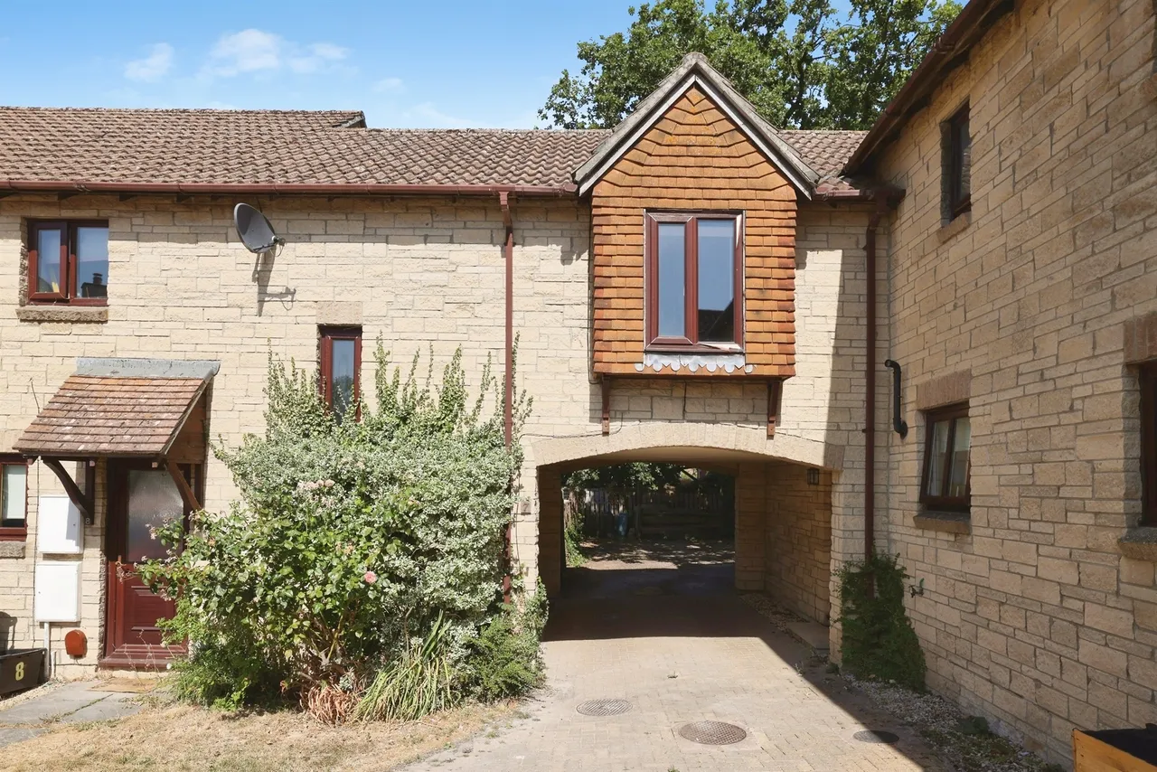 1 bed house for sale — Hazel Grove, Calne