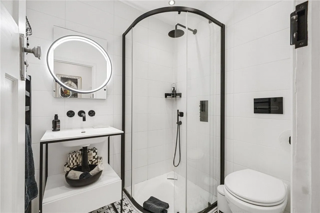Greenfield Avenue, Surbiton, KT5, photo 6