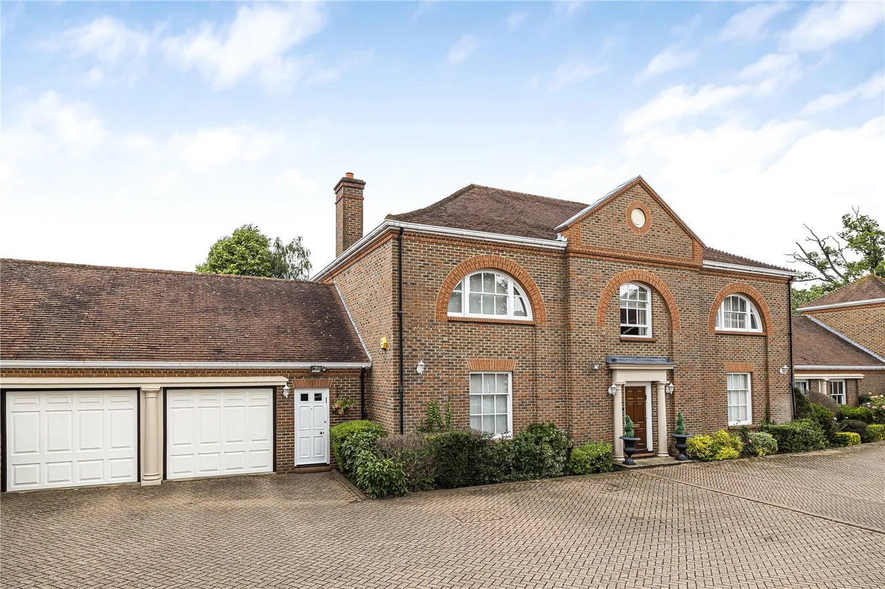 6 bed house for sale, Northaw Place, Northaw, EN6