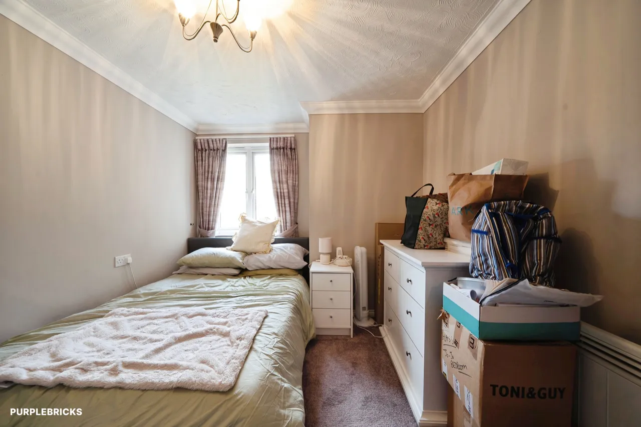 Station Road, Addlestone, KT15, photo 9