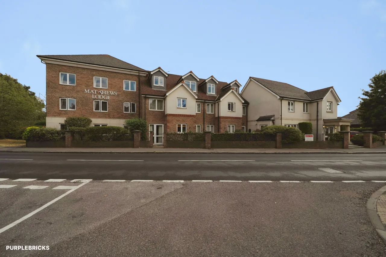 Station Road, Addlestone, KT15, photo 13