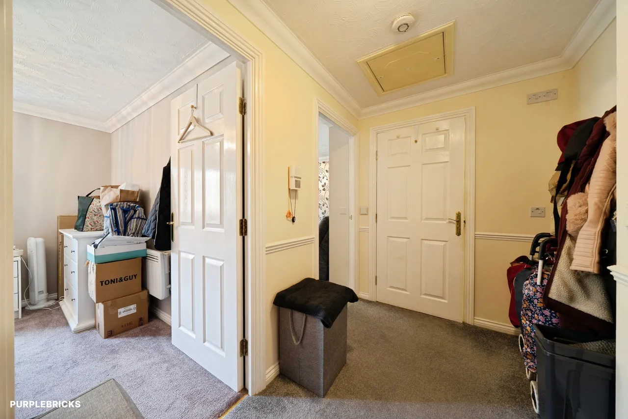 Station Road, Addlestone, KT15, photo 12