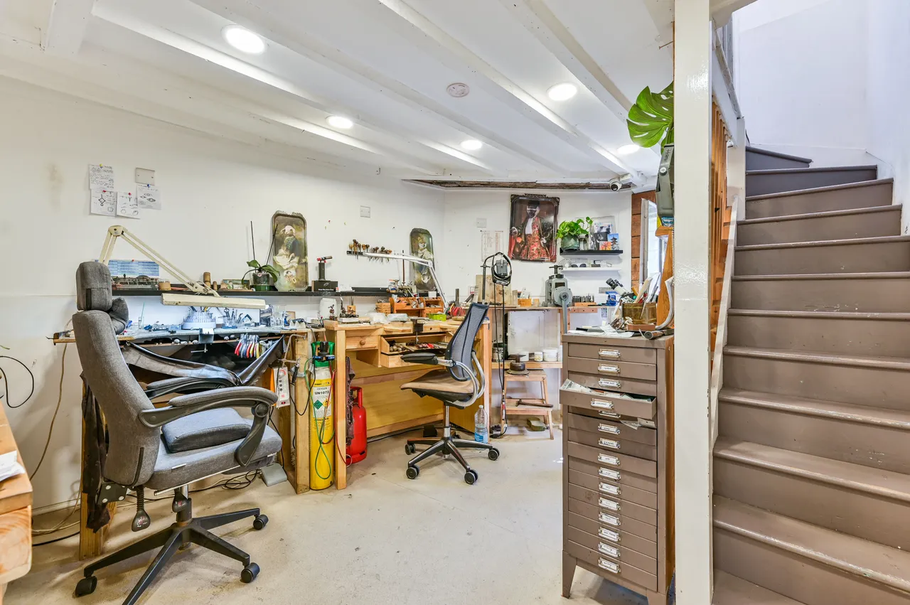 8 Camden Passage, London, photo 5