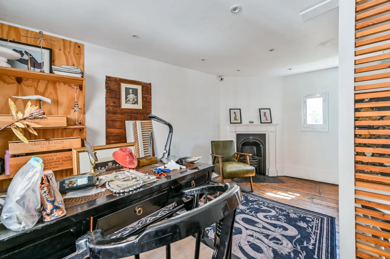 8 Camden Passage, London, photo 4