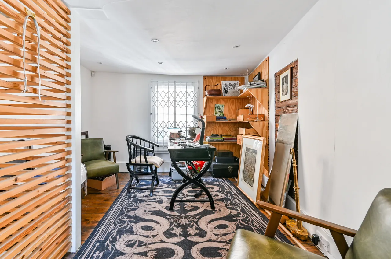8 Camden Passage, London, photo 8