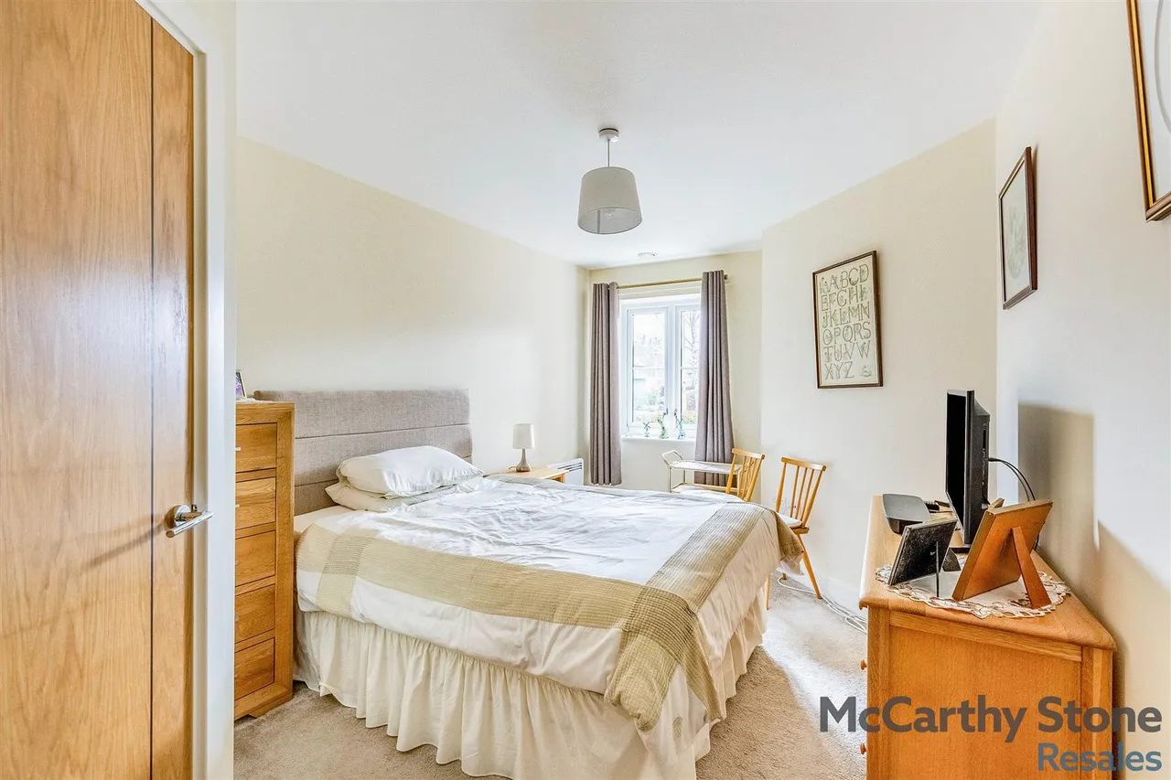 Tresham Close, Kettering, NN15, photo 10