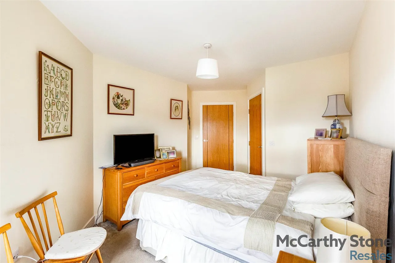 Tresham Close, Kettering, NN15, photo 13