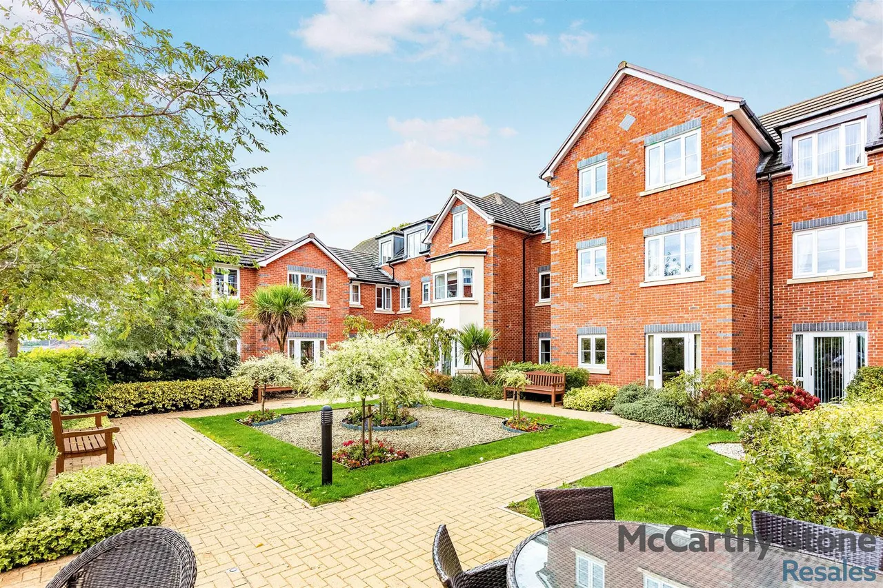 Tresham Close, Kettering, NN15, photo 20