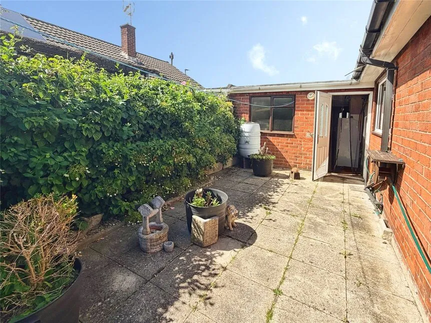 Newfields Avenue, Moorends, South Yorkshire, DN8, photo 8