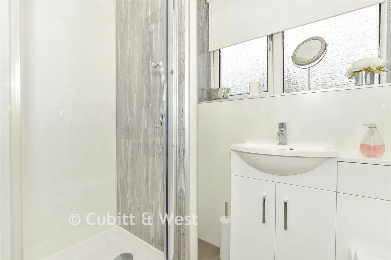 Warren Way, Woodingdean, BN2, photo 9