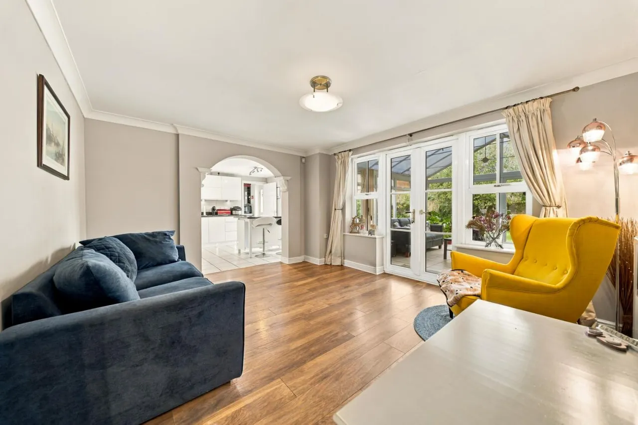Casterbridge Road, BH22, photo 9