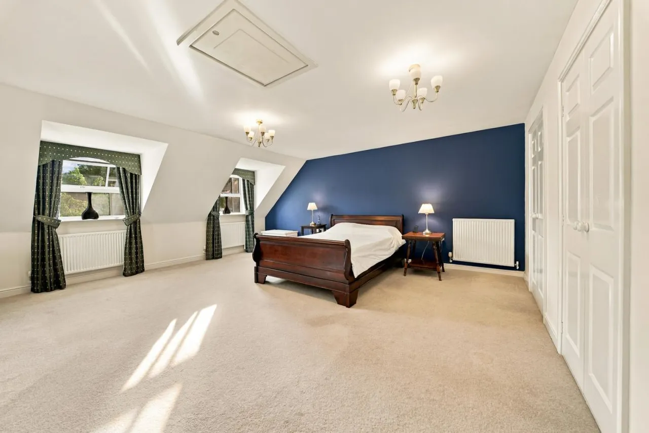 Casterbridge Road, BH22, photo 13