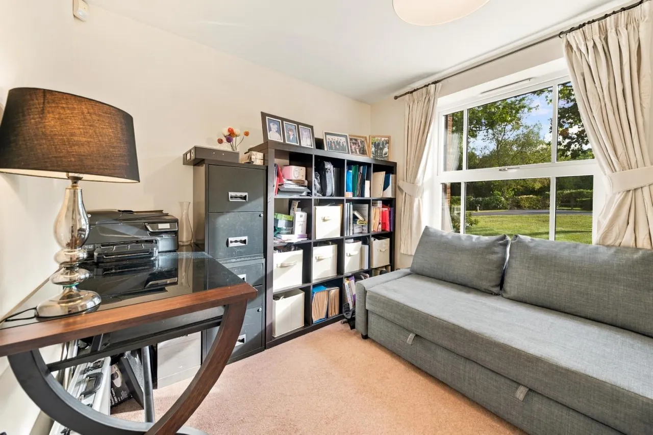 Casterbridge Road, BH22, photo 11