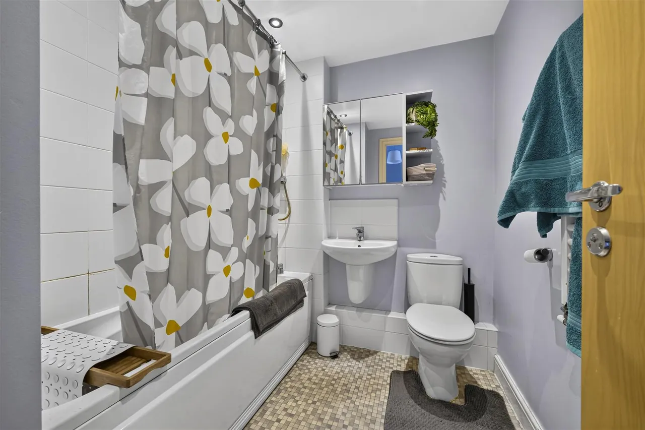 Highland Drive, Loughborough, photo 15