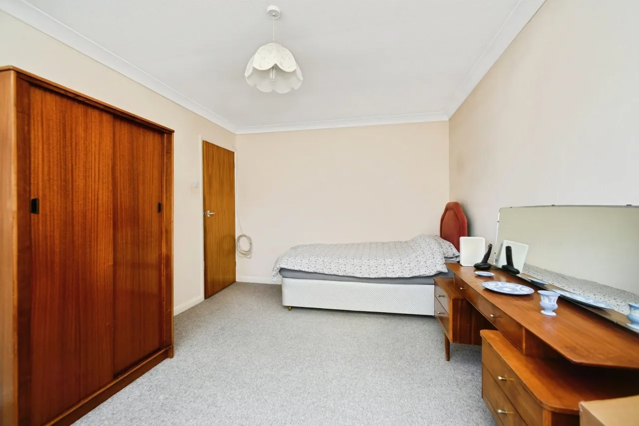 Saltdean Vale, Saltdean, BN2, photo 19