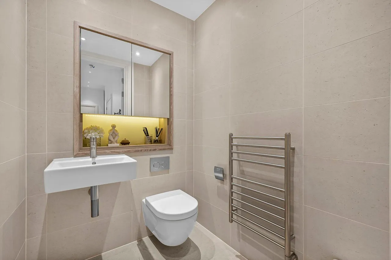 Leman Street, London, E1, photo 9