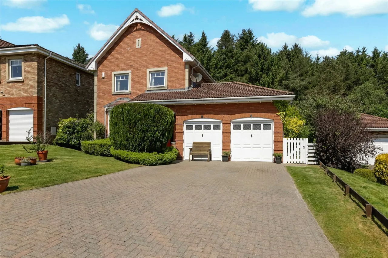 3 bed house for sale — Gallacher Green, Livingston, West Lothian, EH54