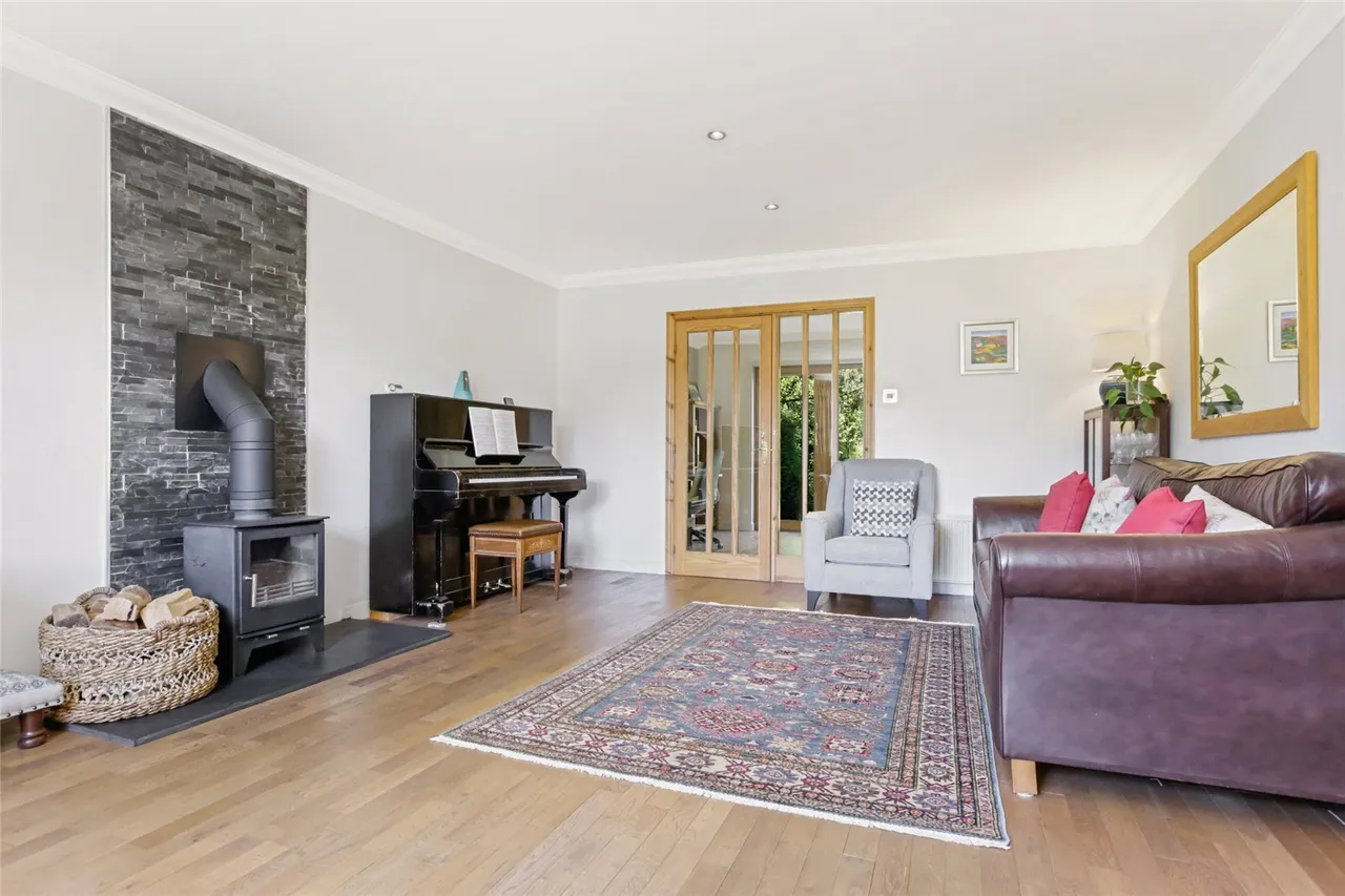 Gallacher Green, Livingston, West Lothian, EH54, photo 3