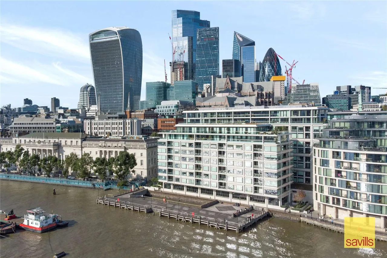 1 bed flat for sale, Water Lane, London, EC3R