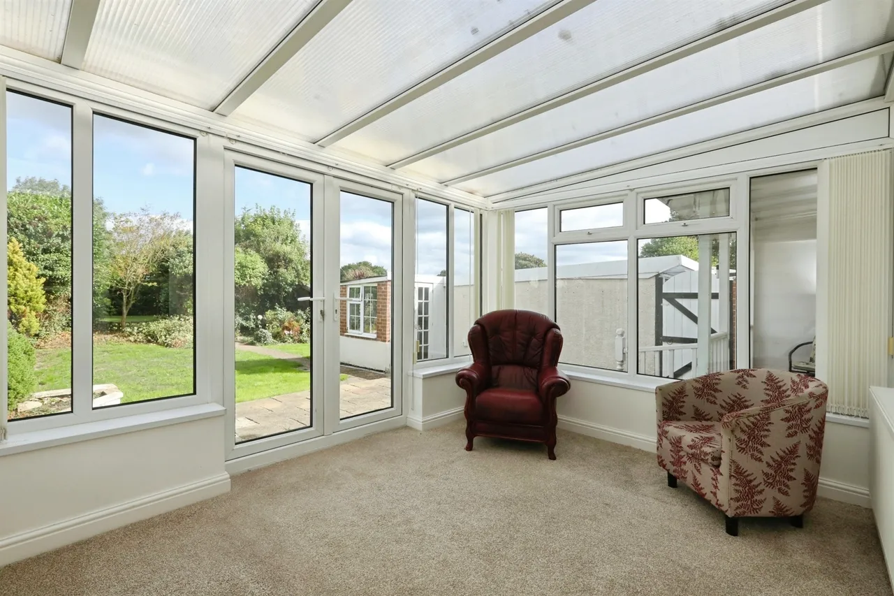 Firbeck Crescent, Langold, Worksop, photo 6