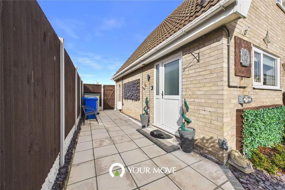 Red House Close, Oulton, NR32, photo 15