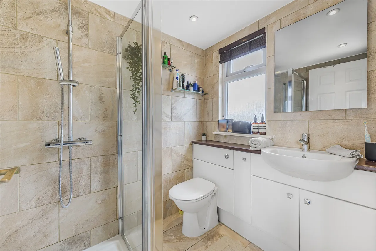 Coresbrook Way, Knaphill, GU21, photo 38