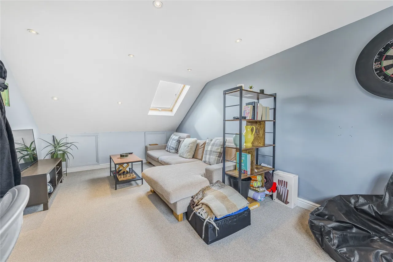 Coresbrook Way, Knaphill, GU21, photo 34
