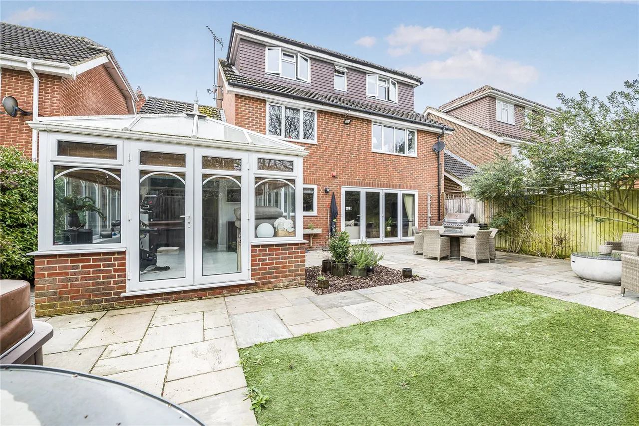 Coresbrook Way, Knaphill, GU21, photo 44