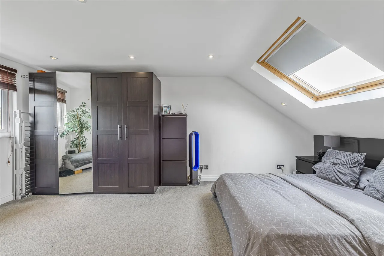 Coresbrook Way, Knaphill, GU21, photo 31