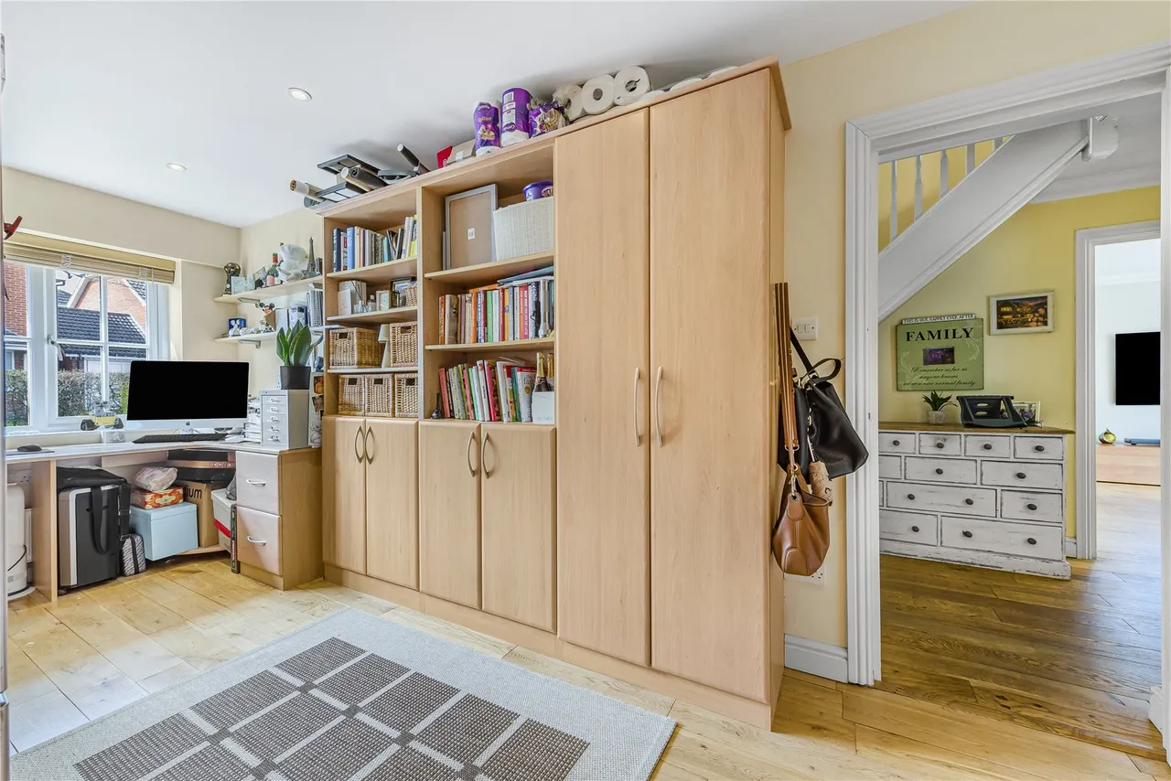 Coresbrook Way, Knaphill, GU21, photo 18