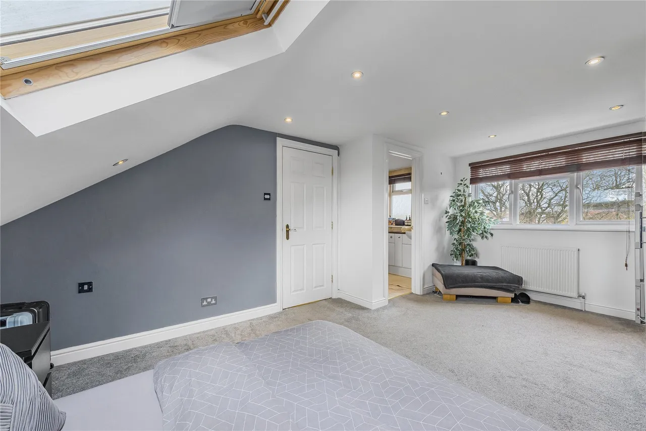 Coresbrook Way, Knaphill, GU21, photo 33