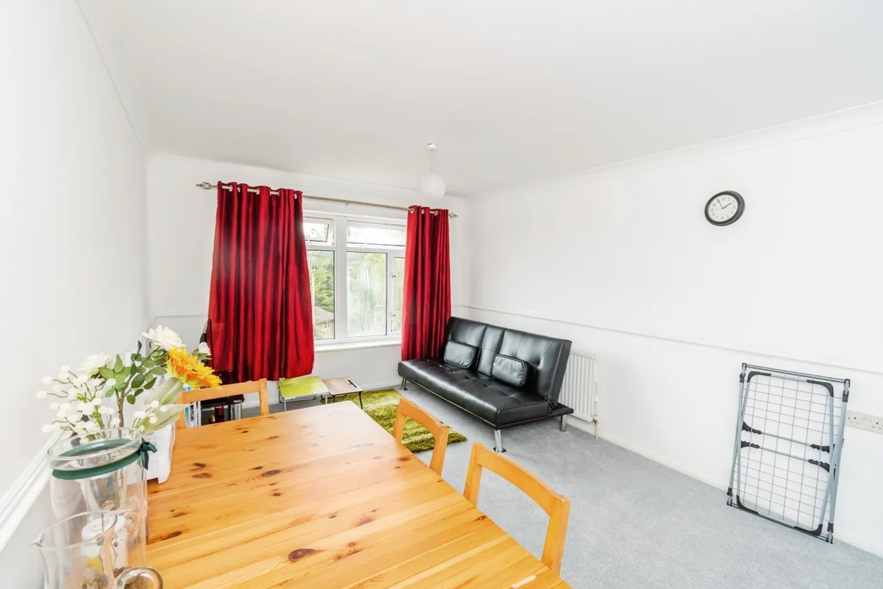 Thurmond Crescent, Winchester, SO22, photo 8
