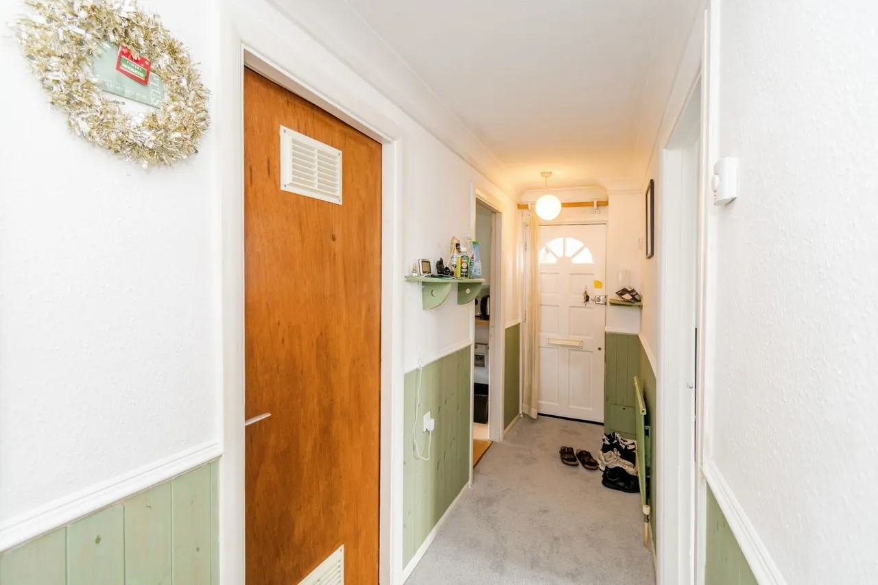 Thurmond Crescent, Winchester, SO22, photo 10