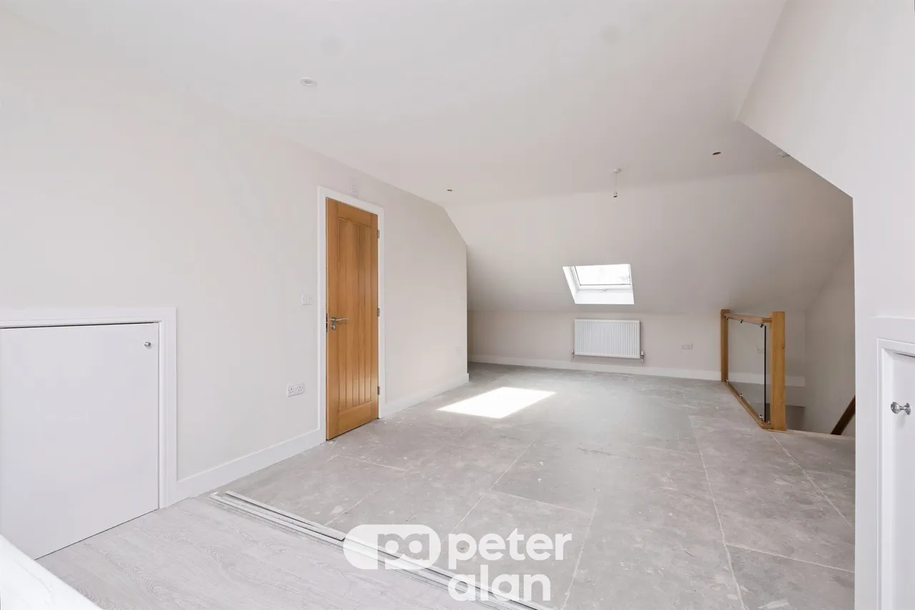 Five Locks Road, Cwmbran, NP44, photo 14