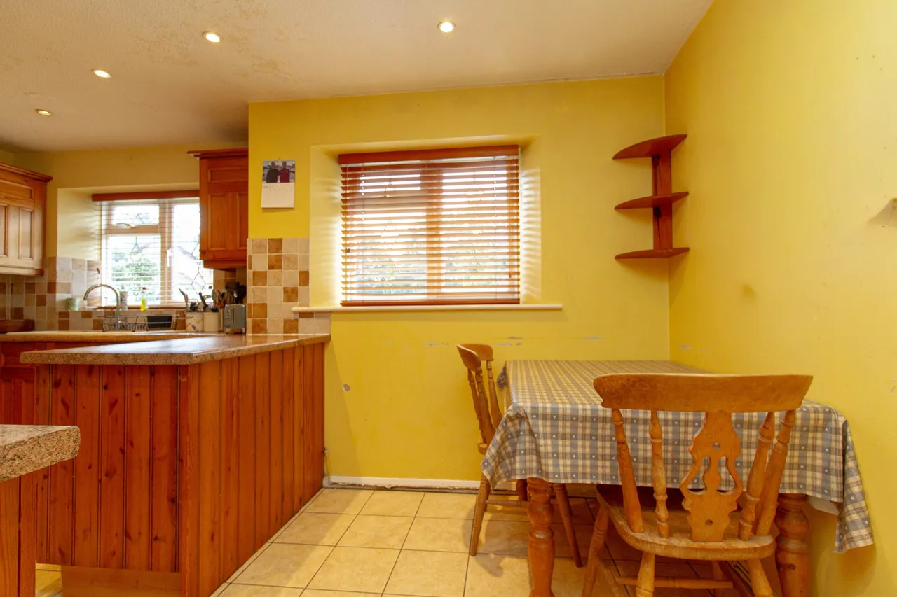 Hawkins Grove, Church Crookham, Fleet, GU51 5TX, photo 6