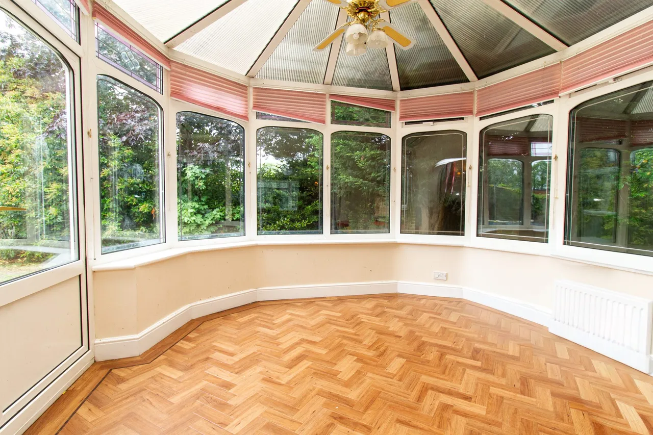 Hawkins Grove, Church Crookham, Fleet, GU51 5TX, photo 9