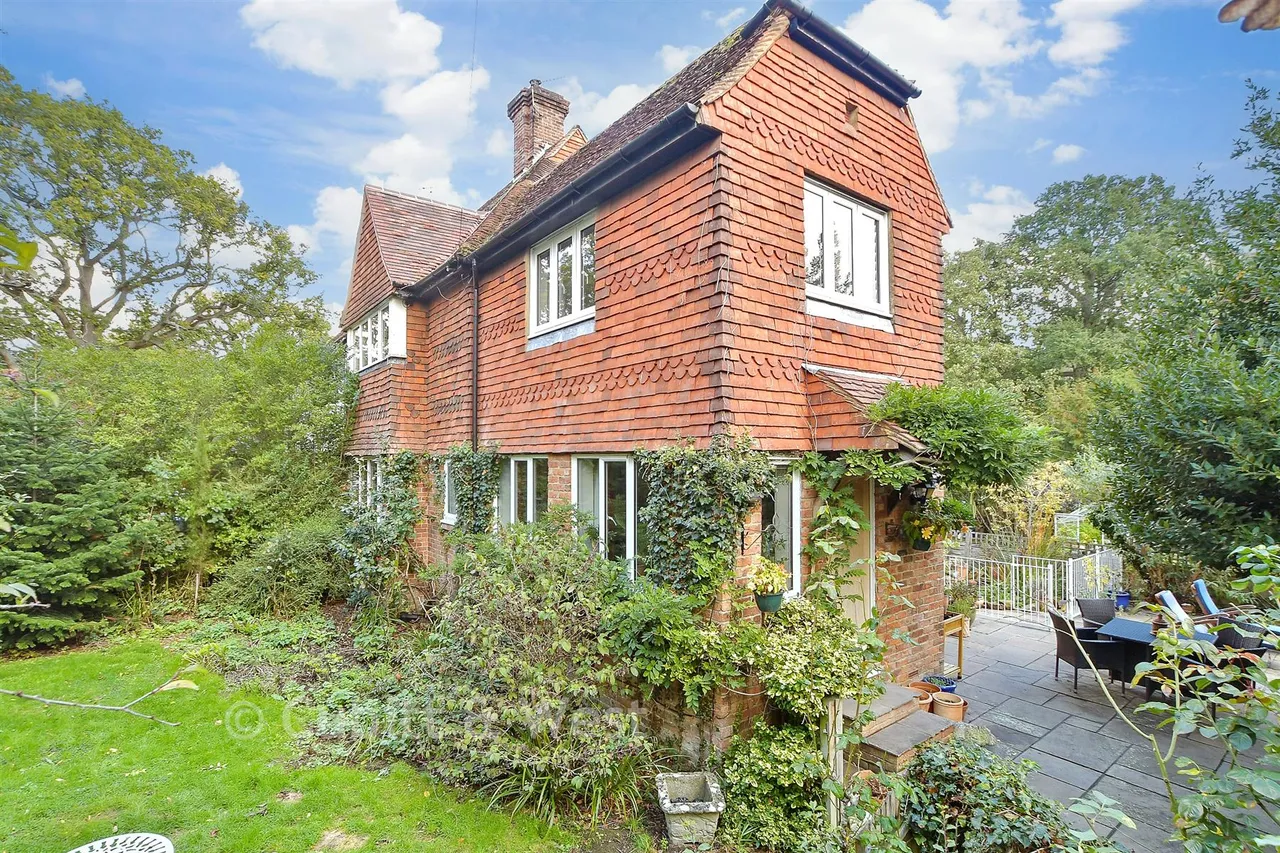 3 bed house for sale, Butterwell Hill, Cowden, TN8