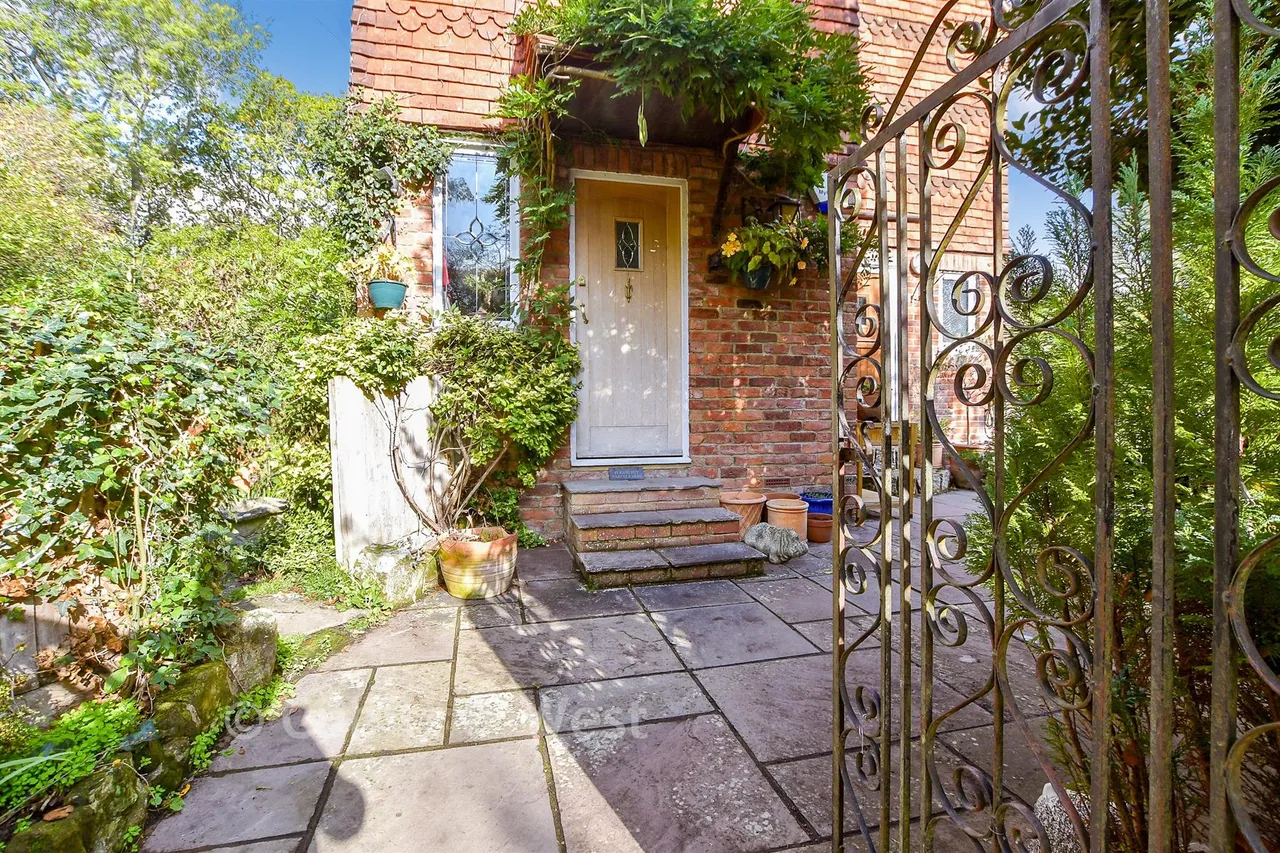 Butterwell Hill, Cowden, TN8, photo 17