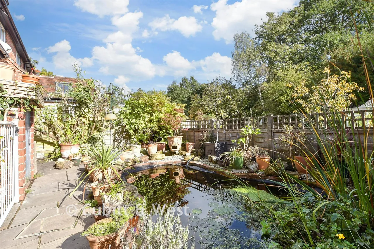 Butterwell Hill, Cowden, TN8, photo 18
