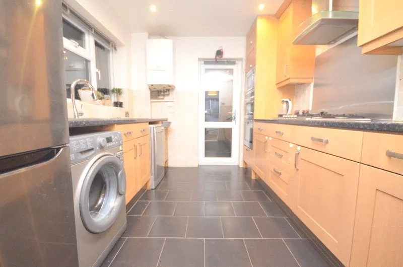 Severn Drive, Upminster, RM14, photo 5