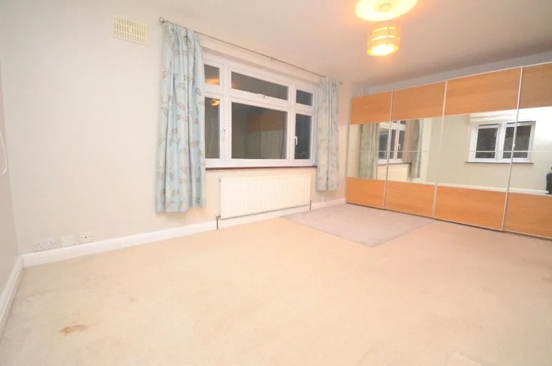 Severn Drive, Upminster, RM14, photo 7