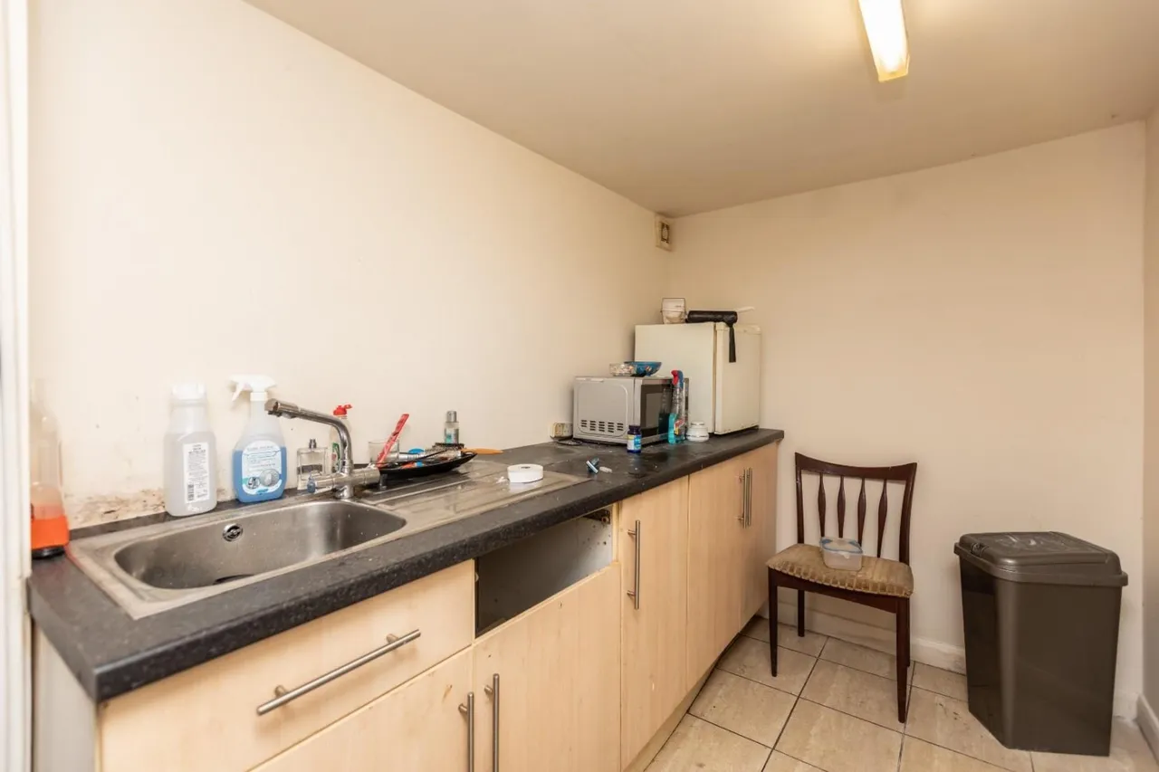 Wesley Street, Castleford, WF10, photo 9