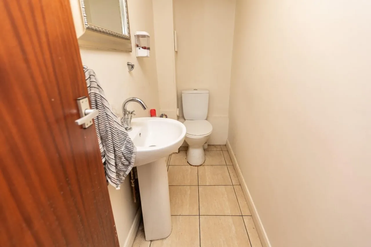 Wesley Street, Castleford, WF10, photo 8
