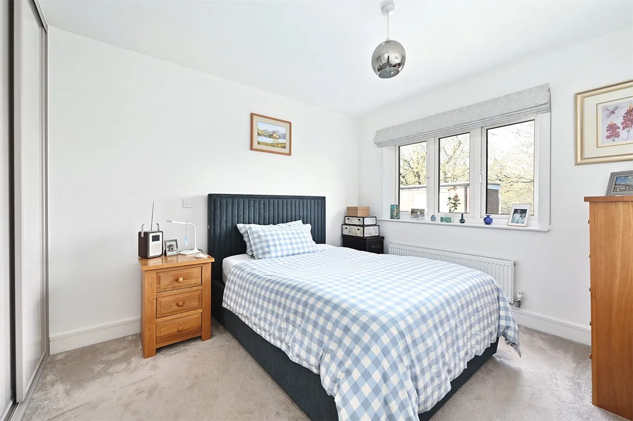 Lake Avenue, Mytchett, GU16, photo 11
