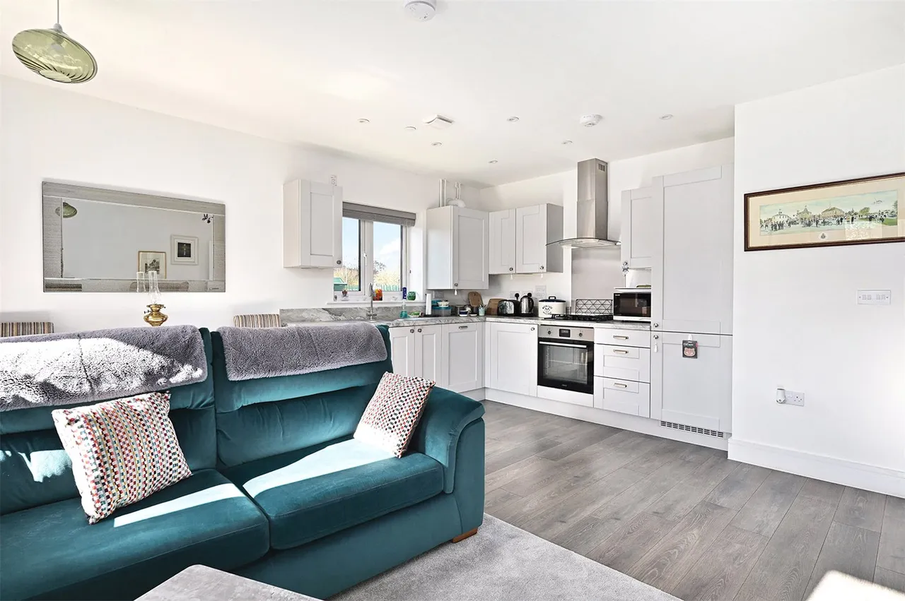 Lake Avenue, Mytchett, GU16, photo 7